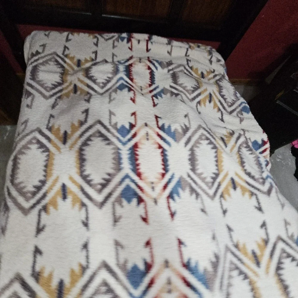 Pendleton Avra Valley KING Sherpa Fleece Blanket 111